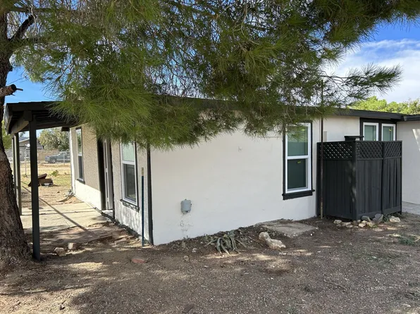 504 Broadway Ave, Johannesburg, CA 93528