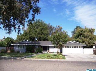 3210 W Harvard Dr, Visalia, CA 93277