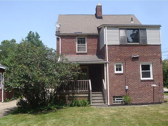 5th image of 84 E 209th St