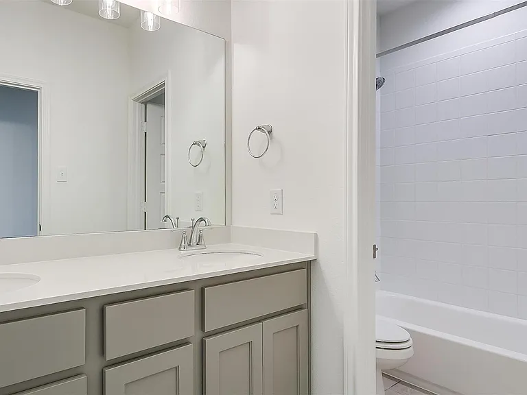 205 Athenia Dr — Photo 12