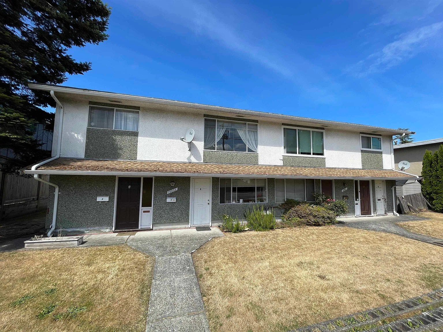 3 bed, 1150 sqft, $1,900 — Photo 1