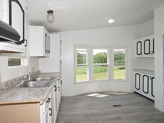 3rd image of 2912 E County Road 875 N