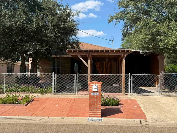 2806 Fremont St, Laredo, TX 78043
