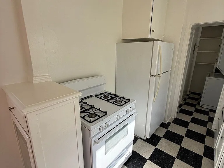 828 1/2 Maltman Ave #828-1/2 — Photo 4