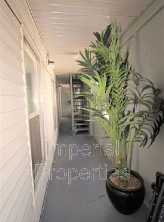 2nd image of 517 Lincoln St #3