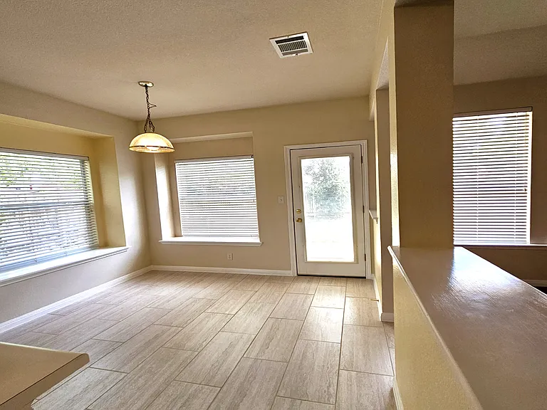 1008 Laurel Glen Blvd — Photo 17