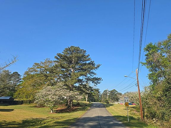 4th image of 3875 Western Way