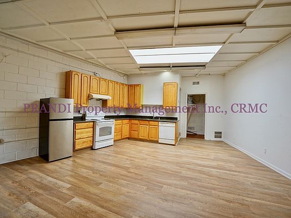 5th image of 10 Park St #1