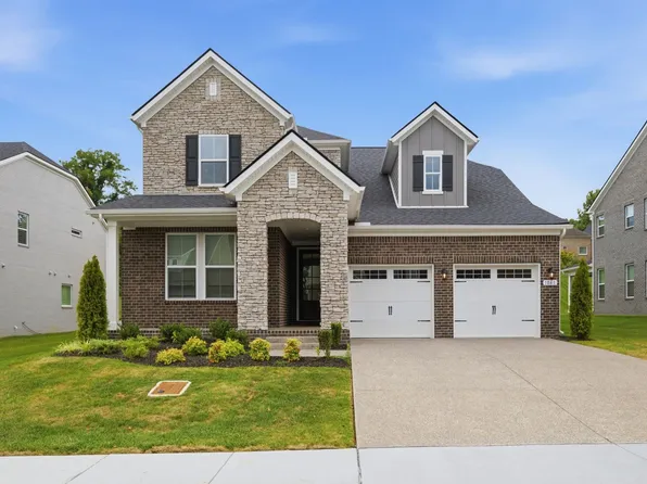 1061 Sycamore Ests, Nashville, TN 37211