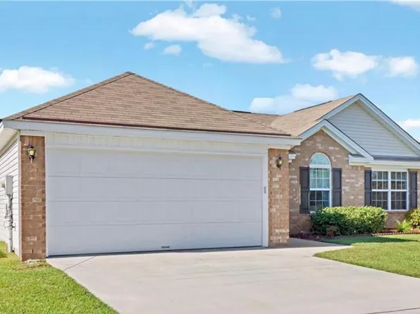 3 Montero Dr, Savannah, GA 31405