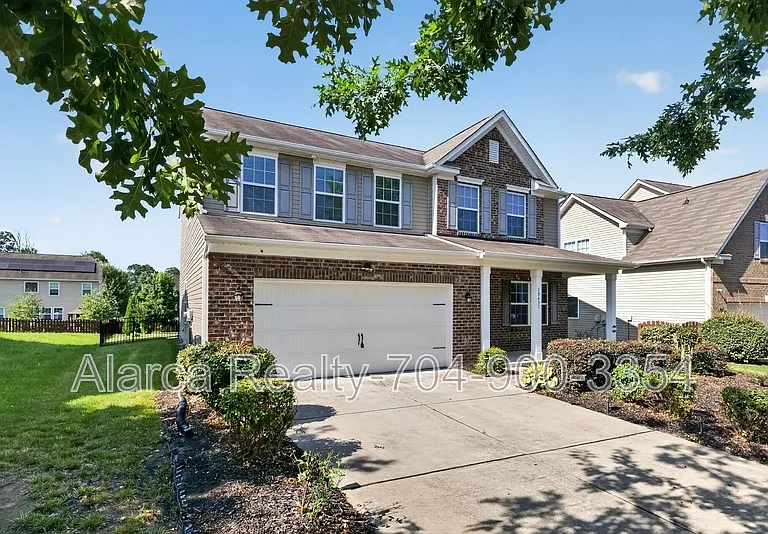 10431 Paisley Abbey Ln — Photo 2
