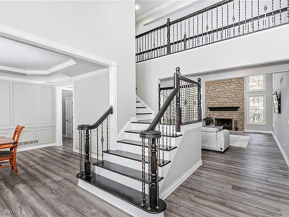 3rd image of 6442 Dorset Ln