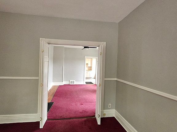 4th image of 43 1st St #2