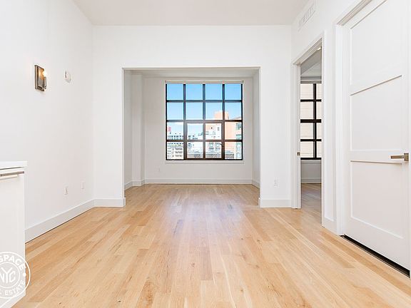 5th image of 41-21 28th St #5AA