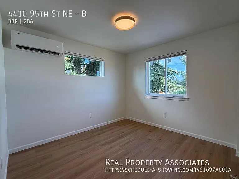 4410 95th St NE #B — Photo 8