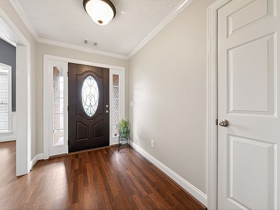 3rd image of 9021 Orchard Valley Ln