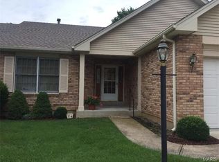 12820 Meadowdale Dr, Saint Louis, MO