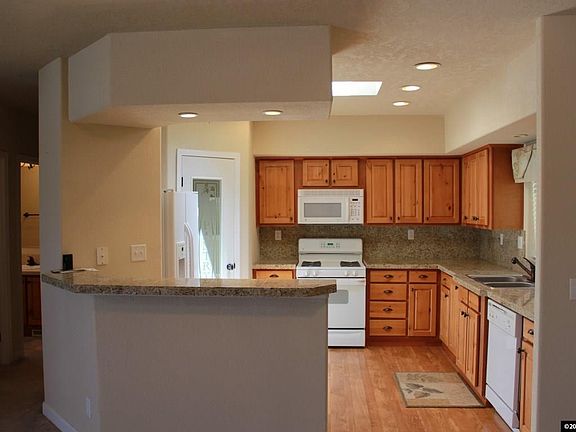 2nd image of 20 Pebble Beach Dr