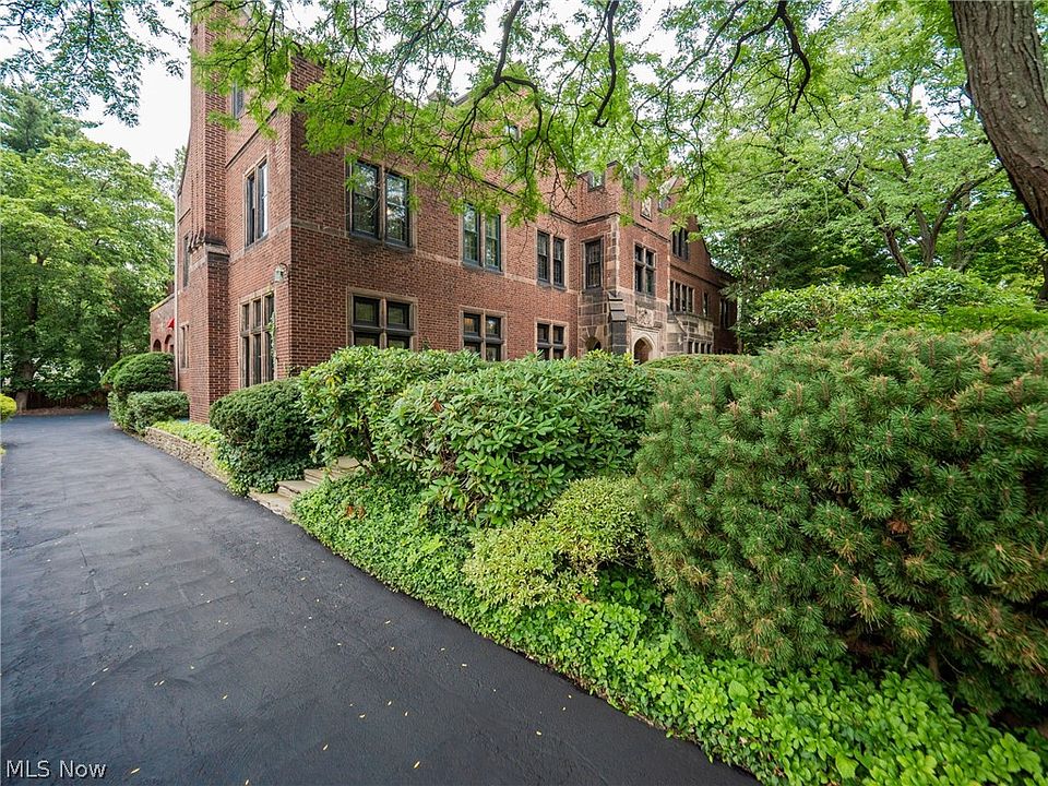 2965 Fairmount Blvd, Cleveland Heights, OH 44118 Zillow