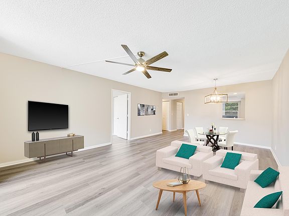 3rd image of 27 Abbey Ln APT 304