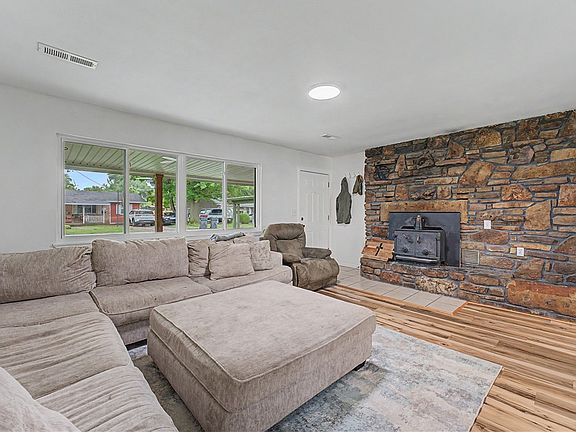 3rd image of 1020 Brogdon St