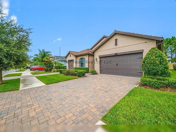 4 bed, 3.0 bath, 2613 sqft, $4,750 — Photo 3