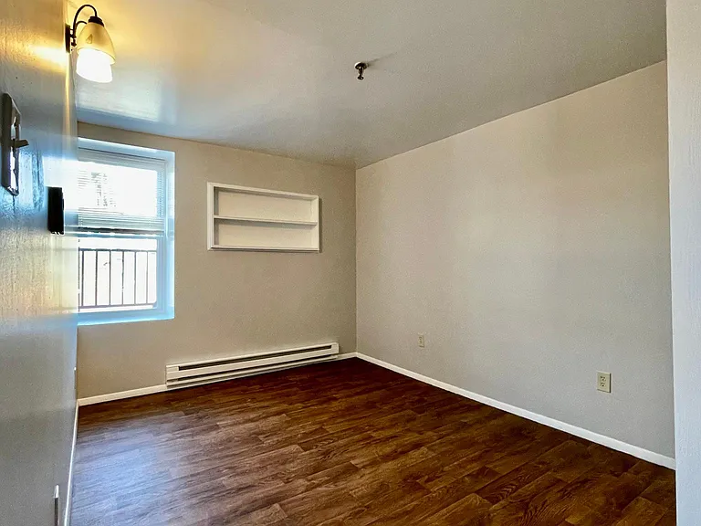 5838 Alderson St #7 — Photo 6