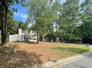 2762 Stacy Ct, Marietta, GA 30062