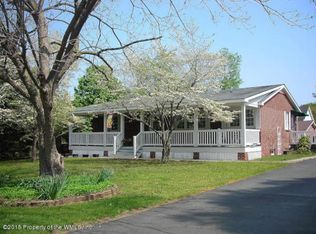 2840 O D I St, West Point, VA 23181