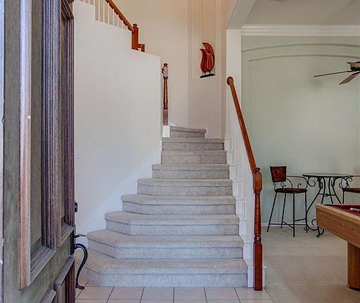 4th image of 820 Pinnacle Cir