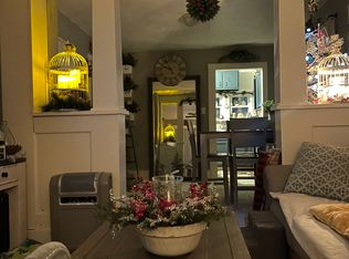 1209 Walnut Ave #1, Dixon, IL 61021