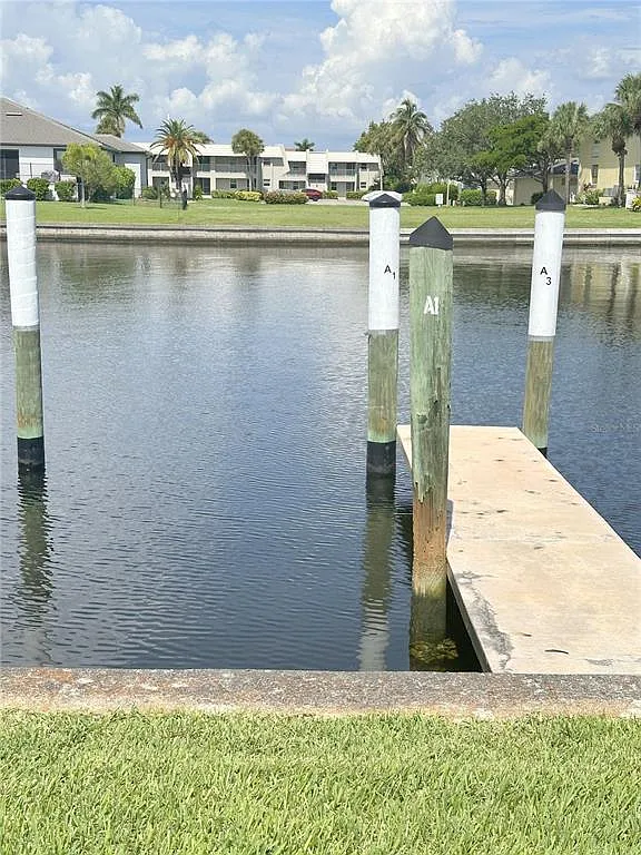 2 bed, 1.0 bath, 826 sqft, $1,400 — Photo 2