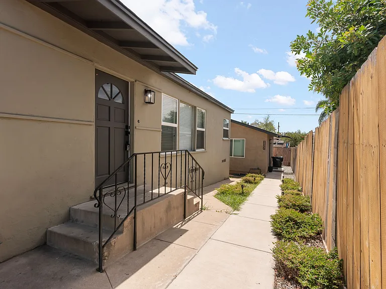 4233 Pepper Dr — Photo 23
