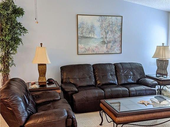 4th image of 307 Elder Street #215