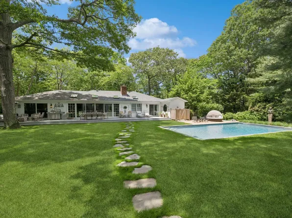 138 Old House Landing Rd, East Hampton, NY 11937