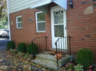 91 Colonial Rd APT 3, Stamford, CT 06906
