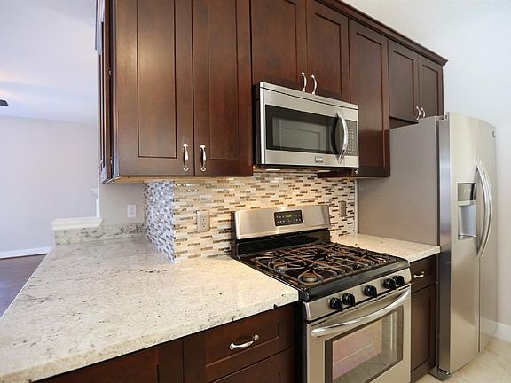 3rd image of 6110 Spruce Bough Ct