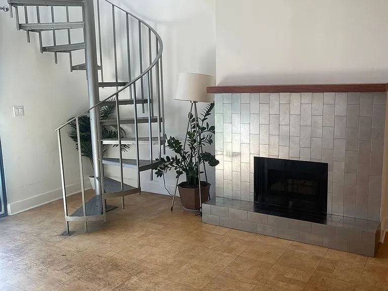 1940 N Highland Ave #81 — Photo 4