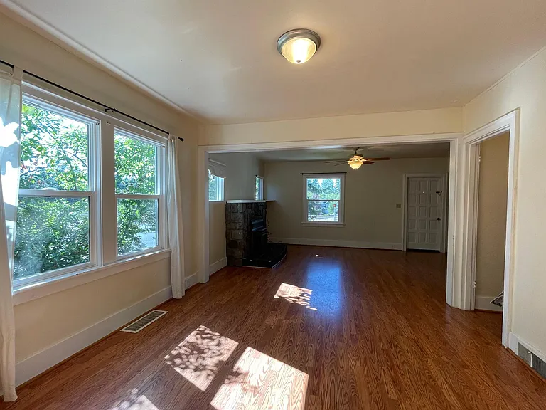 3635 E McLeod Rd — Photo 8
