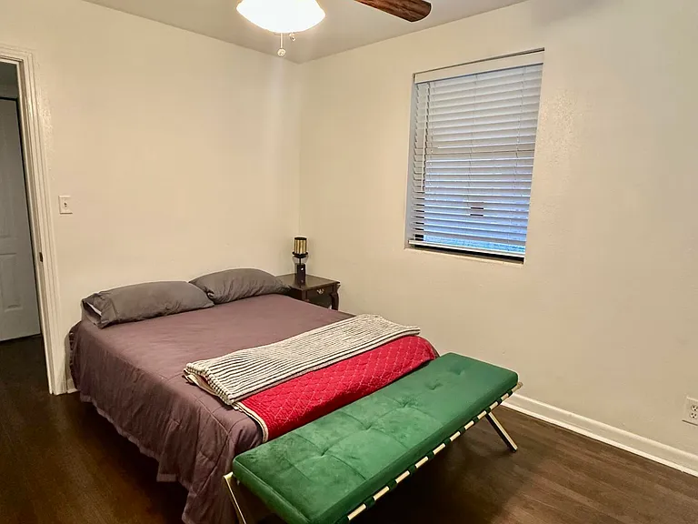 5351 Royce Ave — Photo 16