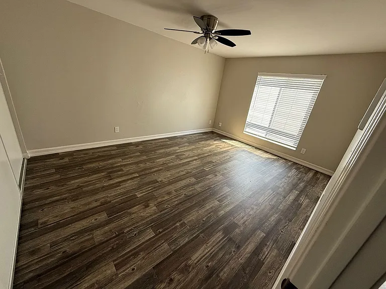 Spacious 2 Bedroom Apartments at The Courtyards in El Cajon — Photo 25