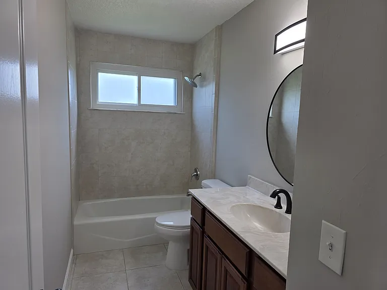 2nd Bathroom