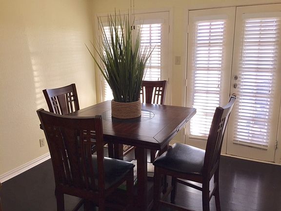 3rd image of 1801 Steeplechase Dr APT 608