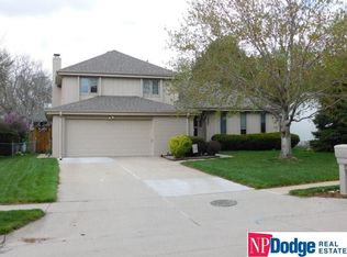 15024 Fieldcrest Dr, Omaha, NE 68154