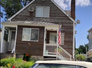 43 Iroquois Rd, Stamford, CT 06902