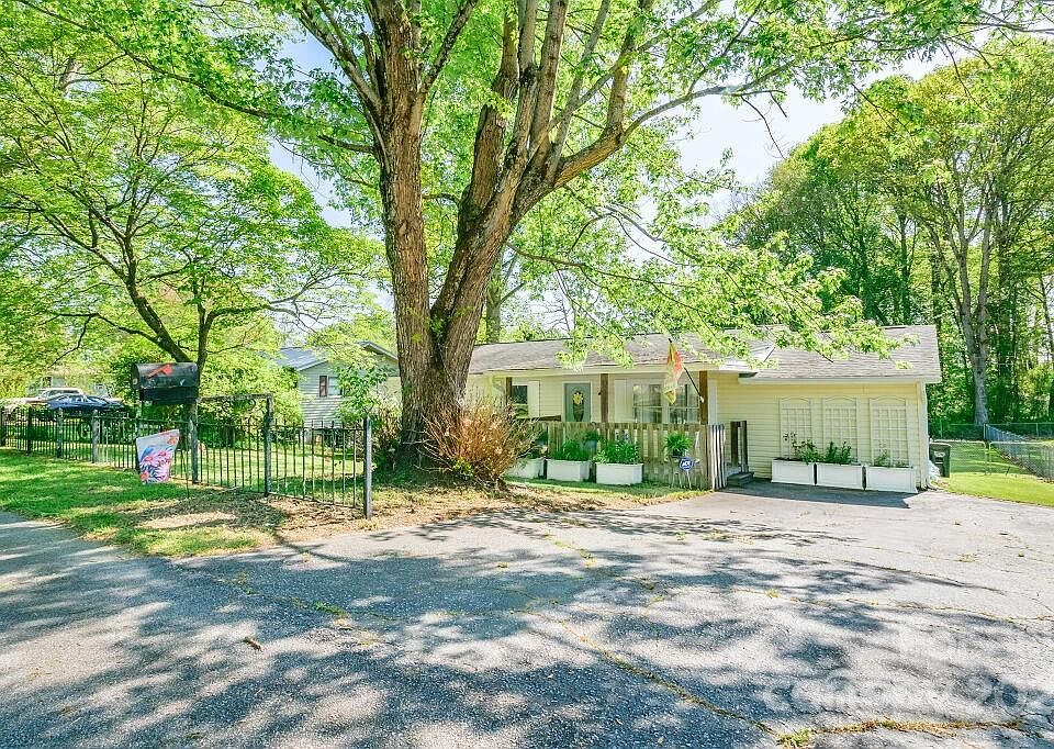 120 Upward Acres St, East Flat Rock, NC 28726 Zillow