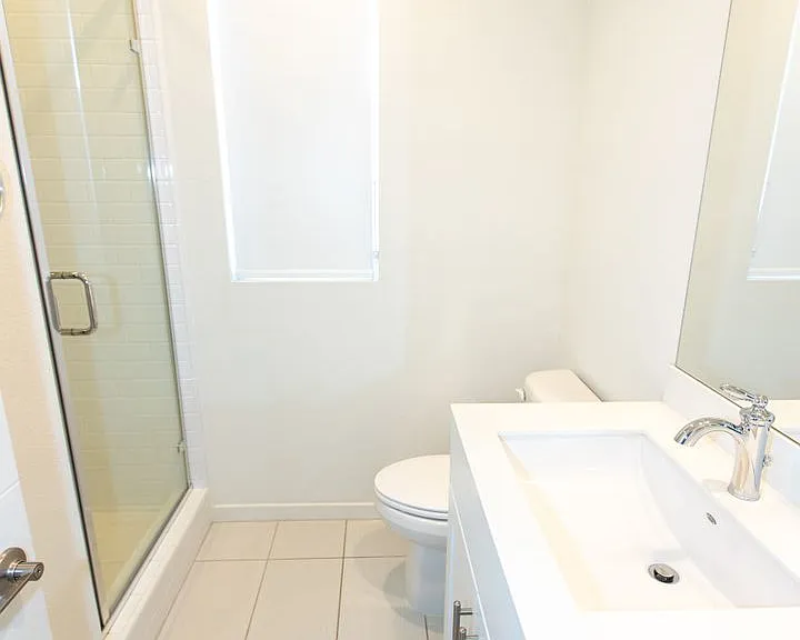 1625 Hampton Dr — Photo 20