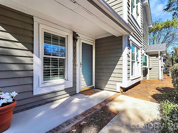 4th image of 8233 Tradd Ct