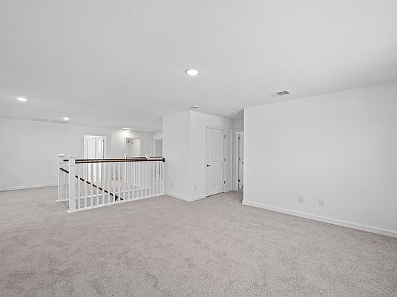 Versatile loft space