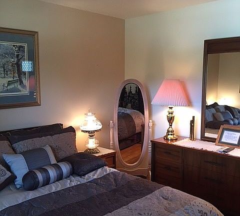 Bedroom 2 Queen Bed